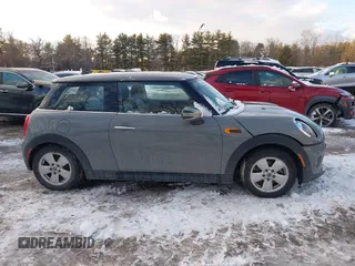 2019 MINI Hardtop Cooper with VIN WMWXP5C52K2H91038, listed as a IAAI auction lot 41509304 with 77,123 mi miles and . Bid and sale history available at DreamBid. Image 13.
