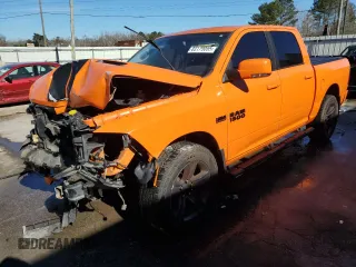2017 Ram 1500 Night z VIN 1C6RR7MT4HS562355, wystawiony jako Copart lot #89179055 z przebiegiem 164 662 mil mil oraz Szkody całkowita. Historia ofert i sprzedaży dostępna na DreamBid. Obrazek 1.