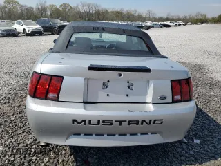 2001 Ford Mustang Deluxe with VIN 1FAFP44451F186147, listed as a Copart auction lot 51152565 with 0 mi miles and Salvage Title. Bid and sale history available at carsss.com. Image 6.