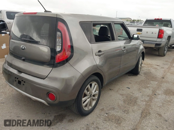 2018 Kia Soul + with VIN KNDJP3A59J7624285, listed as a IAAI auction lot 41832188 with 91,801 mi miles. Bid and sale history available at carsss.com. Image 4.