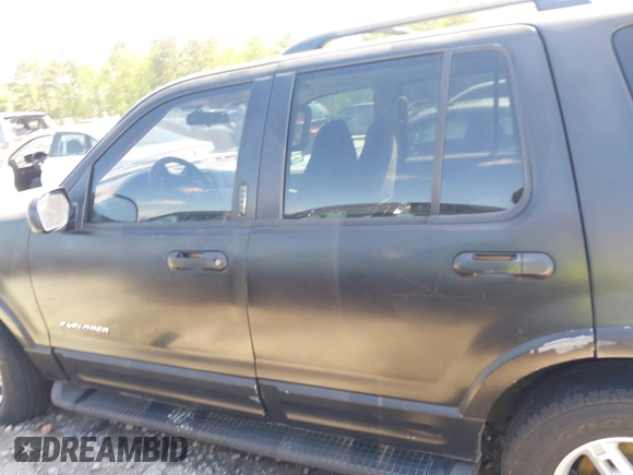 2002 Ford Explorer XLT with VIN 1FMZU63E72UA31050, listed as a IAAI auction lot 42037191 with 261,973 mi miles and . Bid and sale history available at DreamBid. Image 14.