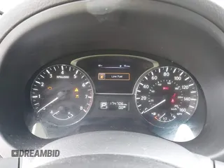 2015 Nissan Altima SV z VIN 1N4AL3AP2FC585914, wystawiony jako IAAI lot #42200459 z przebiegiem 174 706 mil mil oraz . Historia ofert i sprzedaży dostępna na DreamBid. Obrazek 7.