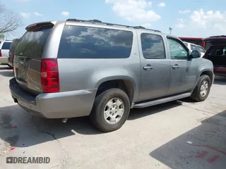 2007 Chevrolet Suburban LT with VIN 1GNFC16017R254537, listed as a IAAI auction lot 41875462 with 150,579 mi miles. Bid and sale history available at carsss.com. Image 4.