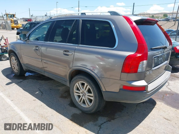 2010 Volvo XC90 I6 z VIN YV4982CZ2A1549729, wystawiony jako IAAI lot #42426442 z przebiegiem 248 573 mil mil oraz . Historia ofert i sprzedaży dostępna na DreamBid. Obrazek 3.