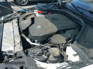 2020 BMW 3 Series 330i xDrive z VIN 3MW5R7J08L8B30585, wystawiony jako IAAI lot #42614783 z przebiegiem 82 715 mil mil oraz . Historia ofert i sprzedaży dostępna na DreamBid. Obrazek 19.