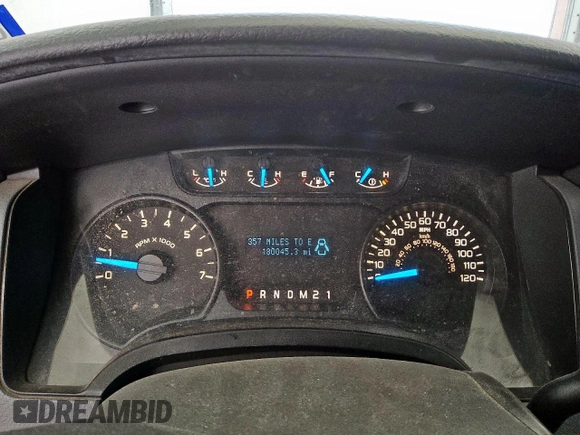 2014 Ford F-150 XL с VIN 1FTMF1CMXEKF21047, выставлен на аукционе Copart как лот 54858515 с пробегом 180 045 миль миль и Чистый • Clean title. История ставок и продаж доступна на DreamBid. Изображение 9.