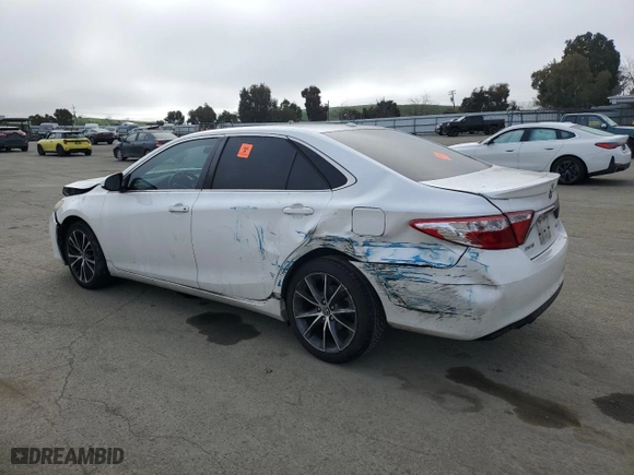 2015 Toyota Camry XLE with VIN 4T1BF1FK0FU034412, listed as a Copart auction lot 46737415 with 78,326 mi miles and Salvage Title. Bid and sale history available at carsss.com. Image 2.
