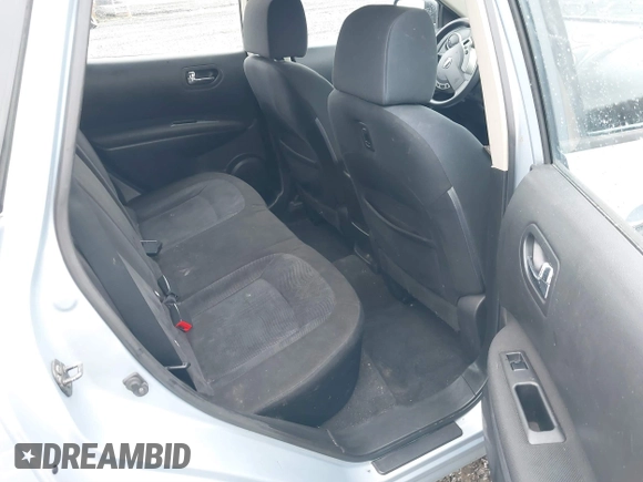 2015 Nissan Rogue S with VIN JN8AS5MV6FW254789, listed as a IAAI auction lot 41783397 with 165,214 mi miles and . Bid and sale history available at DreamBid. Image 8.