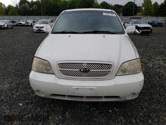 2004 Kia Sedona LX with VIN KNDUP131346544101, listed as a Copart auction lot 72207784 with 0 mi miles and Salvage Title. Bid and sale history available at carsss.com. Image 5.