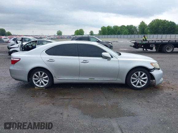 2008 Lexus LS 460 with VIN JTHBL46F185075967, listed as a IAAI auction lot 42277261 with 181,585 mi miles and . Bid and sale history available at DreamBid. Image 14.
