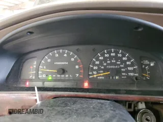 1998 Toyota 4Runner SR5 z VIN JT3GN86R7W0081418, wystawiony jako Copart lot #52148995 z przebiegiem 356 643 mil mil oraz Czysty tytuł • Clean title. Historia ofert i sprzedaży dostępna na DreamBid. Obrazek 9.