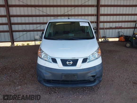 2015 Nissan NV200 S z VIN 3N6CM0KN3FK735497, wystawiony jako IAAI lot #41699156 z przebiegiem 61 581 mil mil oraz . Historia ofert i sprzedaży dostępna na DreamBid. Obrazek 12.