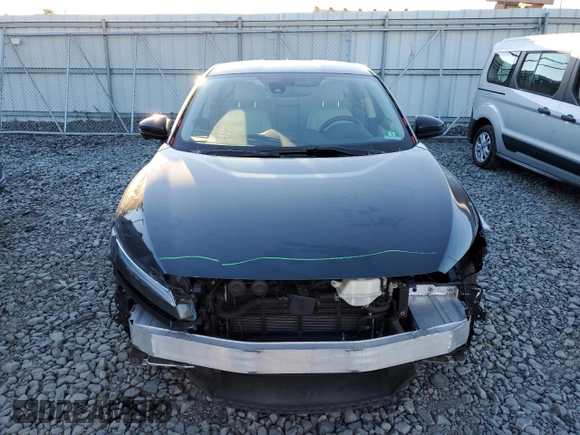 2018 Honda Clarity Plug-In Hybrid with VIN JHMZC5F16JC001728, listed as a Copart auction lot 76190804 with 60,023 mi miles and Salvage Title. Bid and sale history available at carsss.com. Image 5.