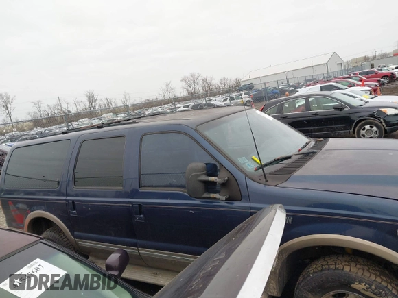 2002 Ford Excursion Limited с VIN 1FMNU43SX2EA77555, выставлен на аукционе IAAI как лот 41526308 с пробегом 274 040 миль миль и . История ставок и продаж доступна на DreamBid. Изображение 14.