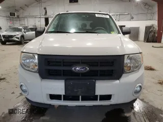 2009 Ford Escape Hybrid with VIN 1FMCU59399KC34999, listed as a Copart auction lot 53332225 with 200,112 mi miles and Clean title. Bid and sale history available at DreamBid. Image 5.