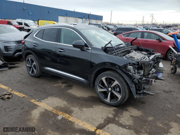 2021 Buick Envision Essence with VIN LRBFZNR49MD107788, listed as a Copart auction lot 47179665 with 25,461 mi miles and Clean Title. Bid and sale history available at carsss.com. Image 4.