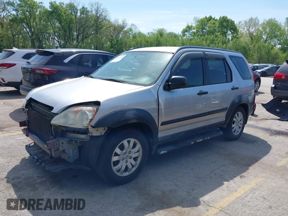 2005 Honda CR-V LX with VIN JHLRD78525C040139, listed as a IAAI auction lot 42097811 with 306,718 mi miles. Bid and sale history available at carsss.com. Image 2.