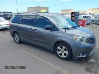 2011 Toyota Sienna LE AAS with VIN 5TDKK3DC4BS066138, listed as a IAAI auction lot 42531571 with 101,510 mi miles and . Bid and sale history available at DreamBid. Image 1.