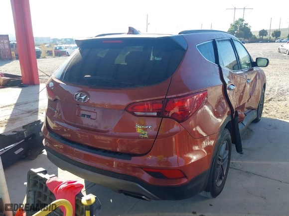 2018 Hyundai Santa Fe Sport 2.4L with VIN 5XYZU3LB2JG520660, listed as a IAAI auction lot 41461864 with 108,462 mi miles. Bid and sale history available at carsss.com. Image 4.