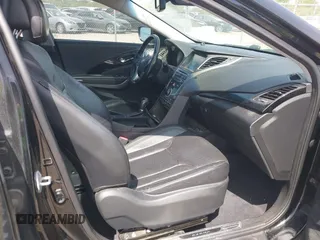 2015 Hyundai Azera Limited with VIN KMHFH4JGXFA467625, listed as a IAAI auction lot 42222067 with 242,309 mi miles and . Bid and sale history available at carsss.com. Image 5.
