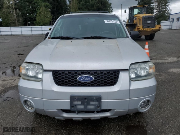 2005 Ford Escape Limited with VIN 1FMYU94195KA42057, listed as a Copart auction lot 50778125 with 137,435 mi miles and Clean Title. Bid and sale history available at carsss.com. Image 5.