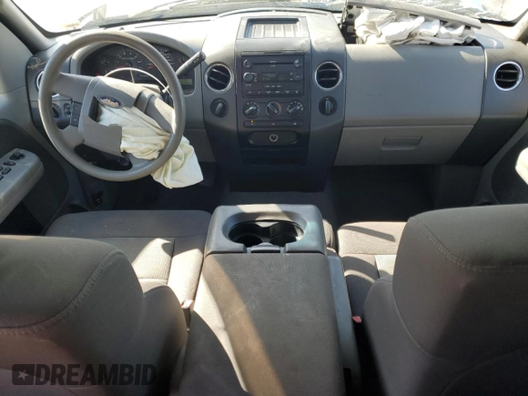 2005 Ford F-150 XLT with VIN 1FTPW14585FB29598, listed as a Copart auction lot 89103135 with 203,942 mi miles and Salvage Title. Bid and sale history available at carsss.com. Image 8.