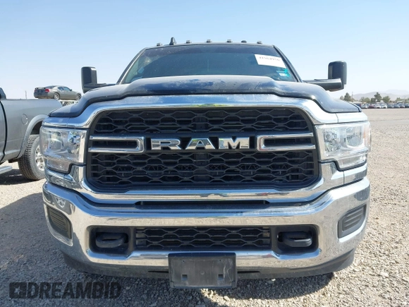2021 Ram 2500 Tradesman with VIN 3C6UR5CL4MG675658, listed as a IAAI auction lot 41964950 with 60,478 mi miles and . Bid and sale history available at DreamBid. Image 12.
