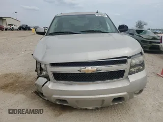 2009 Chevrolet Suburban 2LT z VIN 1GNFC26039R231768, wystawiony jako Copart lot #50708945 z przebiegiem 198 620 mil mil oraz Szkoda całkowita • Salvage title. Historia ofert i sprzedaży dostępna na DreamBid. Obrazek 5.