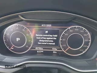 2019 Audi A4 Premium Plus z VIN WAUENAF45KN019041, wystawiony jako IAAI lot #42065198 z przebiegiem 45 792 mil mil oraz . Historia ofert i sprzedaży dostępna na DreamBid. Obrazek 7.