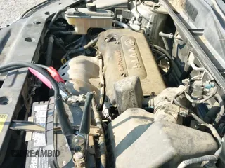 2006 Toyota RAV4 Sport with VIN JTMZD32V366019878, listed as a IAAI auction lot 42731562 with 169,704 mi miles and . Bid and sale history available at DreamBid. Image 12.
