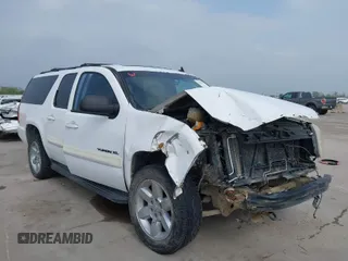2007 GMC Yukon XL SLT with VIN 1GKFC16047R185002, listed as a IAAI auction lot 41933776 with 189,187 mi miles. Bid and sale history available at carsss.com. Image 1.