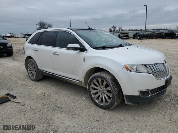 2014 Lincoln MKX with VIN 2LMDJ6JK4EBL17948, listed as a Copart auction lot 86975404 with 140,603 mi miles and Salvage Title. Bid and sale history available at carsss.com. Image 4.