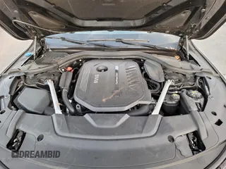 2019 BMW 7 Series 740i xDrive with VIN WBA7E4C55KGV28252, listed as a Copart auction lot 50657795 with 60,789 mi miles and Salvage title. Bid and sale history available at DreamBid. Image 7.