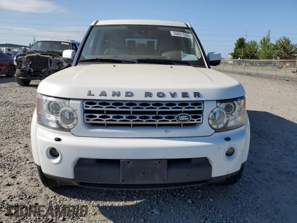 2011 Land Rover LR4 Lux with VIN SALAK2D49BA551976, listed as a Copart auction lot 55651555 with 131,335 mi miles and Clean Title. Bid and sale history available at DreamBid. Image 5.