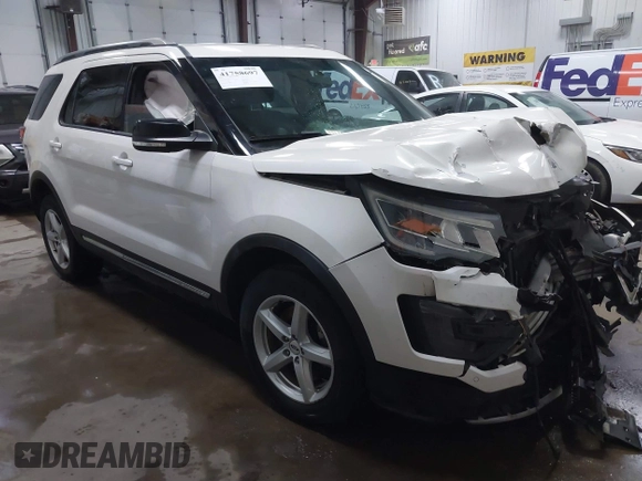 2016 Ford Explorer XLT z VIN 1FM5K8D88GGA95967, wystawiony jako IAAI lot #41758697 z przebiegiem 146 908 mil mil oraz . Historia ofert i sprzedaży dostępna na DreamBid. Obrazek 1.