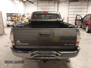 2013 Toyota Tacoma with VIN 3TMMU4FN9DM052987, listed as a IAAI auction lot 42325979 with 200,379 mi miles and . Bid and sale history available at DreamBid. Image 16.