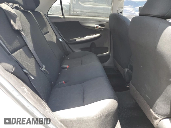 2010 Toyota Corolla с VIN 2T1BU4EE8AC352792, выставлен на аукционе Copart как лот 56949355 с пробегом 172 687 миль миль и Списание • Salvage title. История ставок и продаж доступна на DreamBid. Изображение 10.