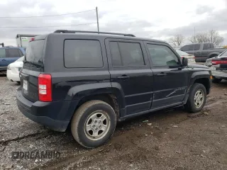 2016 Jeep Patriot Sport with VIN 1C4NJRBB0GD668714, listed as a Copart auction lot 82172443 with 194,940 mi miles and Clean Title. Bid and sale history available at carsss.com. Image 3.