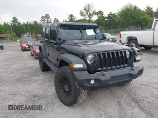 2021 Jeep Wrangler Unlimited Willys с VIN 1C4HJXDM5MW859724, выставлен на аукционе IAAI как лот 42311203 с пробегом 71 887 миль миль и . История ставок и продаж доступна на DreamBid. Изображение 1.