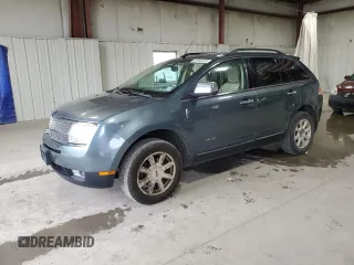2010 Lincoln MKX z VIN 2LMDJ8JC7ABJ32923, wystawiony jako Copart lot #53642225 z przebiegiem 118 094 mil mil oraz Szkoda całkowita • Salvage title. Historia ofert i sprzedaży dostępna na DreamBid. Obrazek 1.