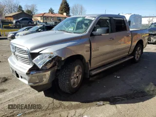 2014 Ram 1500 Big Horn z VIN 1C6RR7LT5ES360735, wystawiony jako Copart lot #46830285 z przebiegiem 165 301 mil mil oraz Szkoda całkowita • Salvage title. Historia ofert i sprzedaży dostępna na DreamBid. Obrazek 1.