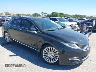 2014 Lincoln MKZ with VIN 3LN6L2J99ER808893, listed as a IAAI auction lot 41775298 with 80,484 mi miles. Bid and sale history available at carsss.com. Image 1.
