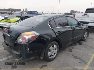 2007 Nissan Altima 2.5 with VIN 1N4AL21E67N483630, listed as a IAAI auction lot 41725228 with 135,792 mi miles. Bid and sale history available at carsss.com. Image 4.