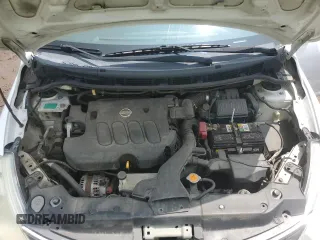 2008 Nissan Versa S z VIN 3N1BC11E18L395470, wystawiony jako Copart lot #58639875 z przebiegiem 194 493 mil mil oraz Czysty tytuł • Clean title. Historia ofert i sprzedaży dostępna na DreamBid. Obrazek 11.