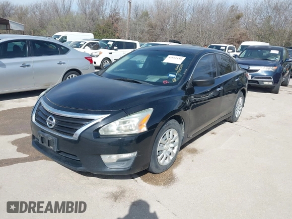2015 Nissan Altima 2.5 SV with VIN 1N4AL3AP4FC413903, listed as a IAAI auction lot 41821116 with 291,006 mi miles. Bid and sale history available at carsss.com. Image 2.