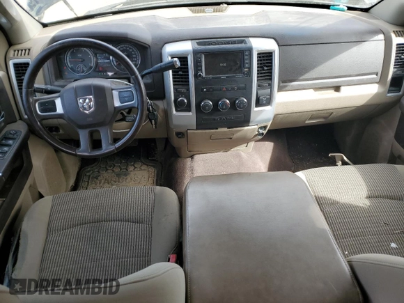 2010 Dodge 3500 Laramie z VIN 3D73Y4CL5AG147730, wystawiony jako Copart lot #49767775 z przebiegiem 300 746 mil mil oraz Szkoda całkowita • Salvage title. Historia ofert i sprzedaży dostępna na DreamBid. Obrazek 8.