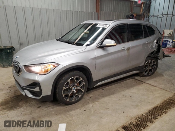 2021 BMW X1 xDrive28i with VIN WBXJG9C01M5T49891, listed as a Copart auction lot 51126685 with 93,696 mi miles and Clean Title. Bid and sale history available at carsss.com. Image 1.