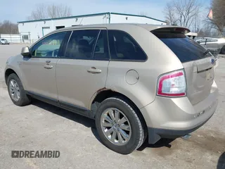2007 Ford Edge SEL PLUS with VIN 2FMDK39C67BB34445, listed as a IAAI auction lot 42026755 with 154,121 mi miles. Bid and sale history available at carsss.com. Image 3.