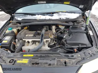 2006 Volvo S60 2.5T with VIN YV1RH592562514225, listed as a IAAI auction lot 41517974 with 1 mi miles. Bid and sale history available at carsss.com. Image 10.