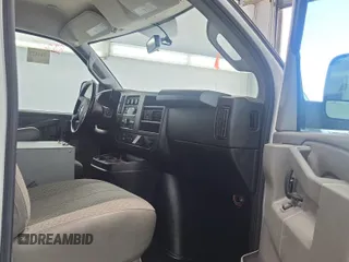 2022 Chevrolet Express Cargo with VIN 1GCWGAFP2N1261356, listed as a IAAI auction lot 42670346 with 63,269 mi miles and . Bid and sale history available at DreamBid. Image 6.